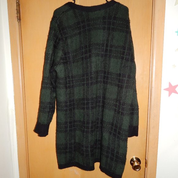 Torrid Green & Black Plaid Open Front Cardigan - Picture 7 of 7